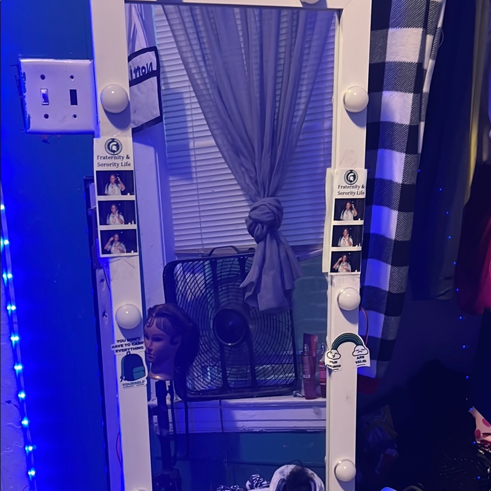 White Vanity Mirror with Lights